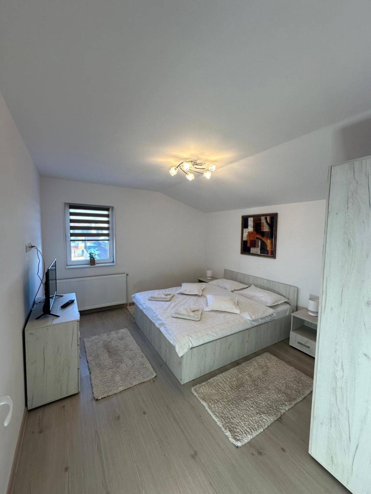 Jokai Apartments Nr9, Code Entry Sfantu Gheorghe  Exterior photo